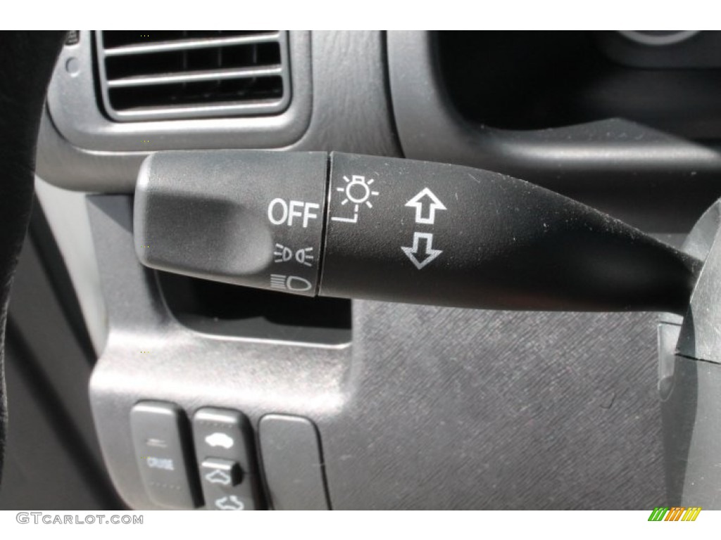 2003 CR-V EX 4WD - Taffeta White / Black photo #22
