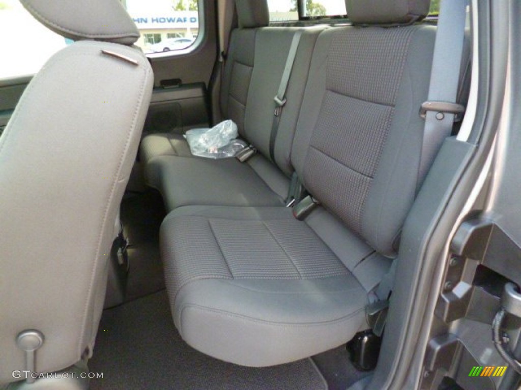 2014 Nissan Titan SV King Cab 4x4 Rear Seat Photo #97165130