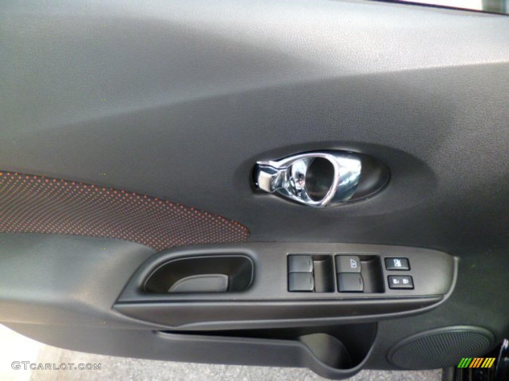 2015 Nissan Versa Note SR Charcoal Door Panel Photo #97167086