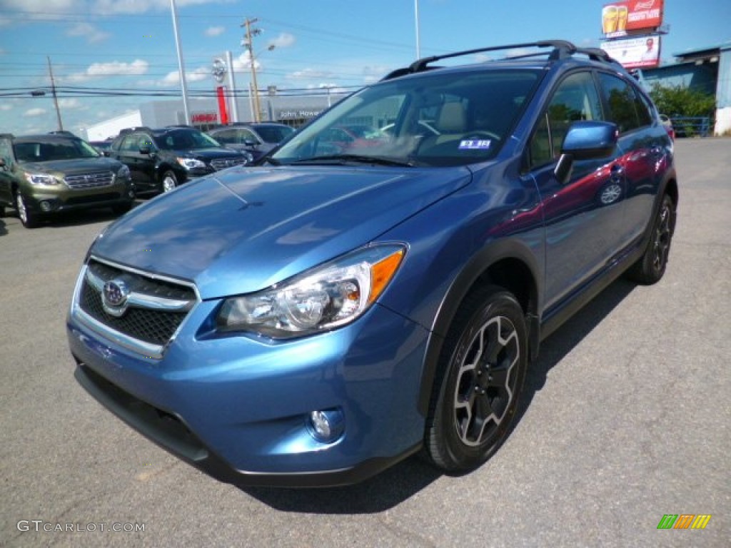 2014 XV Crosstrek 2.0i Premium - Quartz Blue Pearl / Ivory photo #3