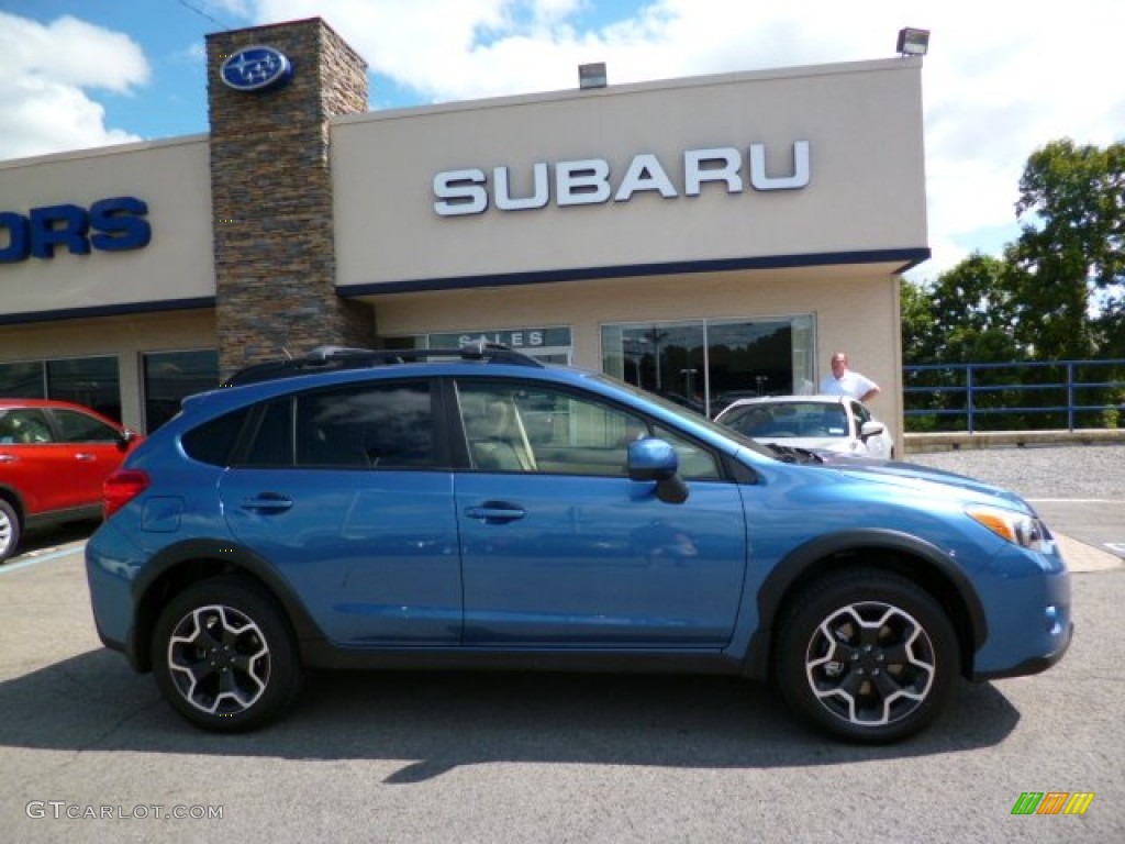 2014 XV Crosstrek 2.0i Premium - Quartz Blue Pearl / Ivory photo #8