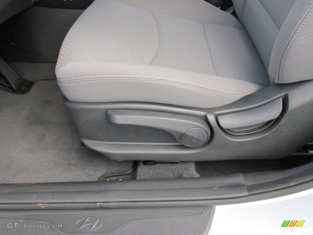 2015 Elantra SE Sedan - Shimmering Air Silver / Gray photo #23