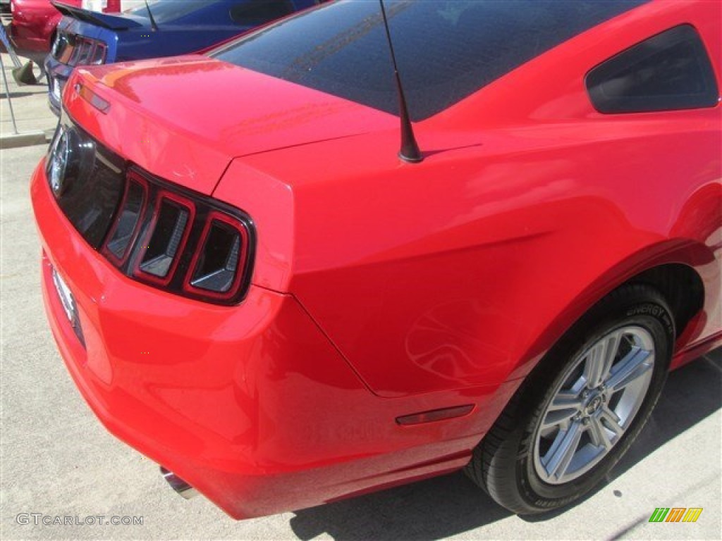 2014 Mustang V6 Coupe - Race Red / Charcoal Black photo #8