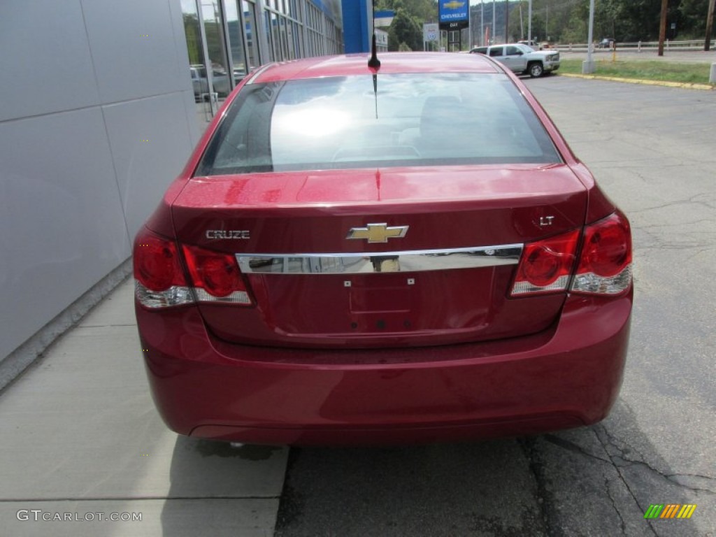 2014 Cruze LT - Red Hot / Medium Titanium photo #5