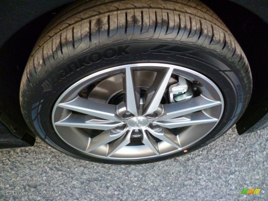 2015 Hyundai Sonata Sport 2.0T Wheel Photos