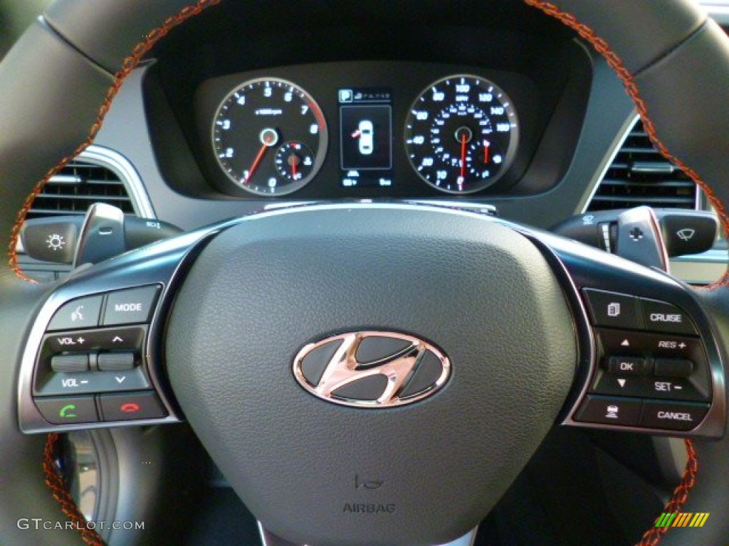 2015 Hyundai Sonata Sport 2.0T Controls Photos