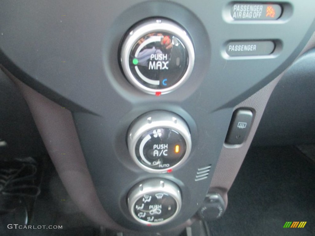 2012 Mitsubishi i-MiEV SE Controls Photo #97182854