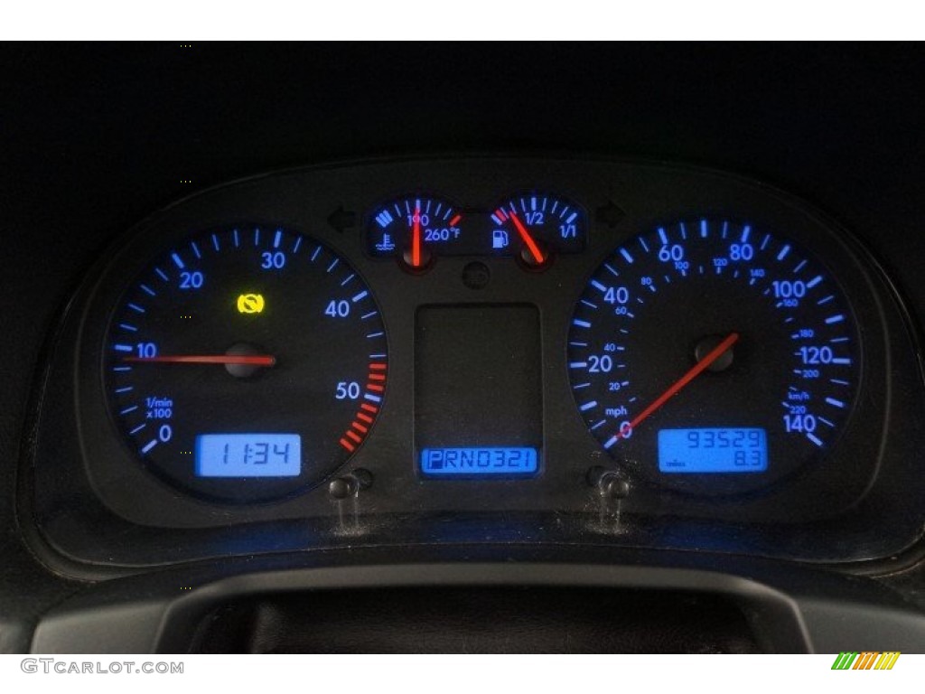 2002 Jetta GLS TDI Sedan - Cool White / Beige photo #25