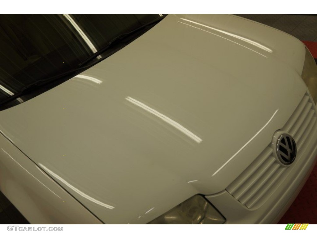 2002 Jetta GLS TDI Sedan - Cool White / Beige photo #37