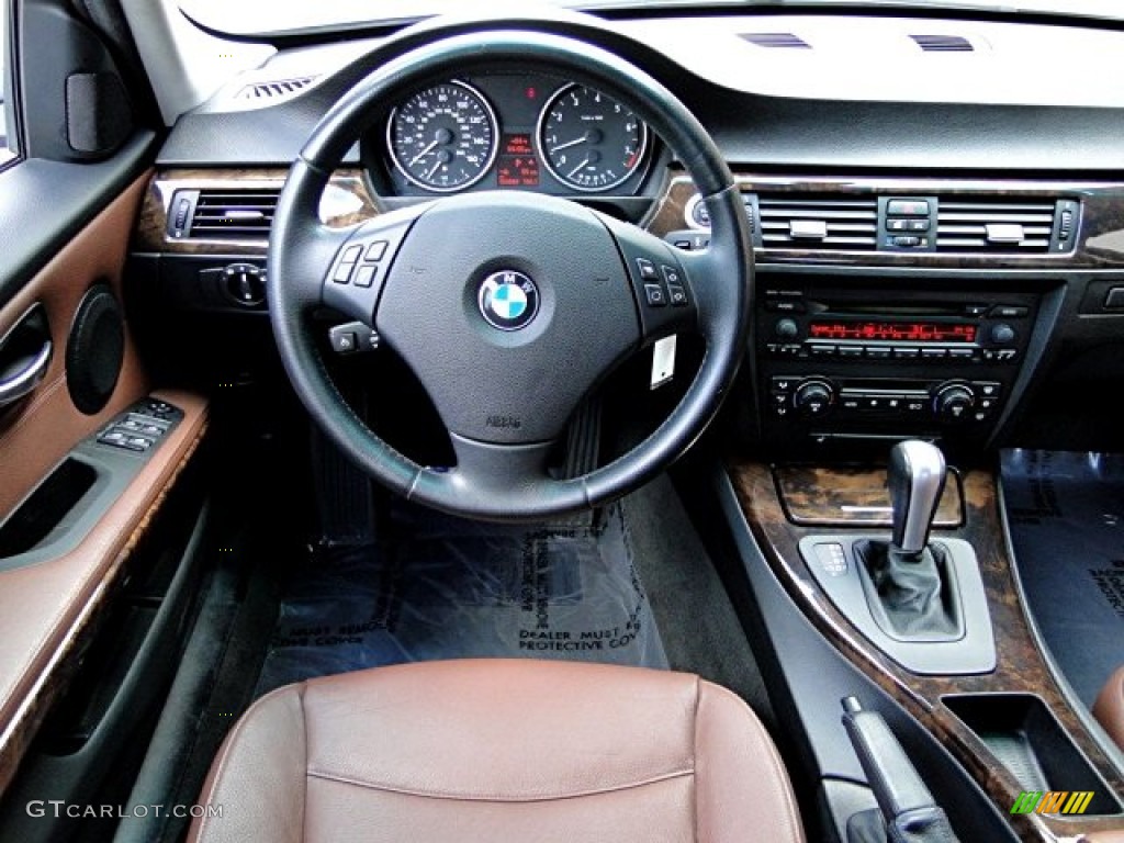 2006 BMW 3 Series 325i Sedan Controls Photo #97187304