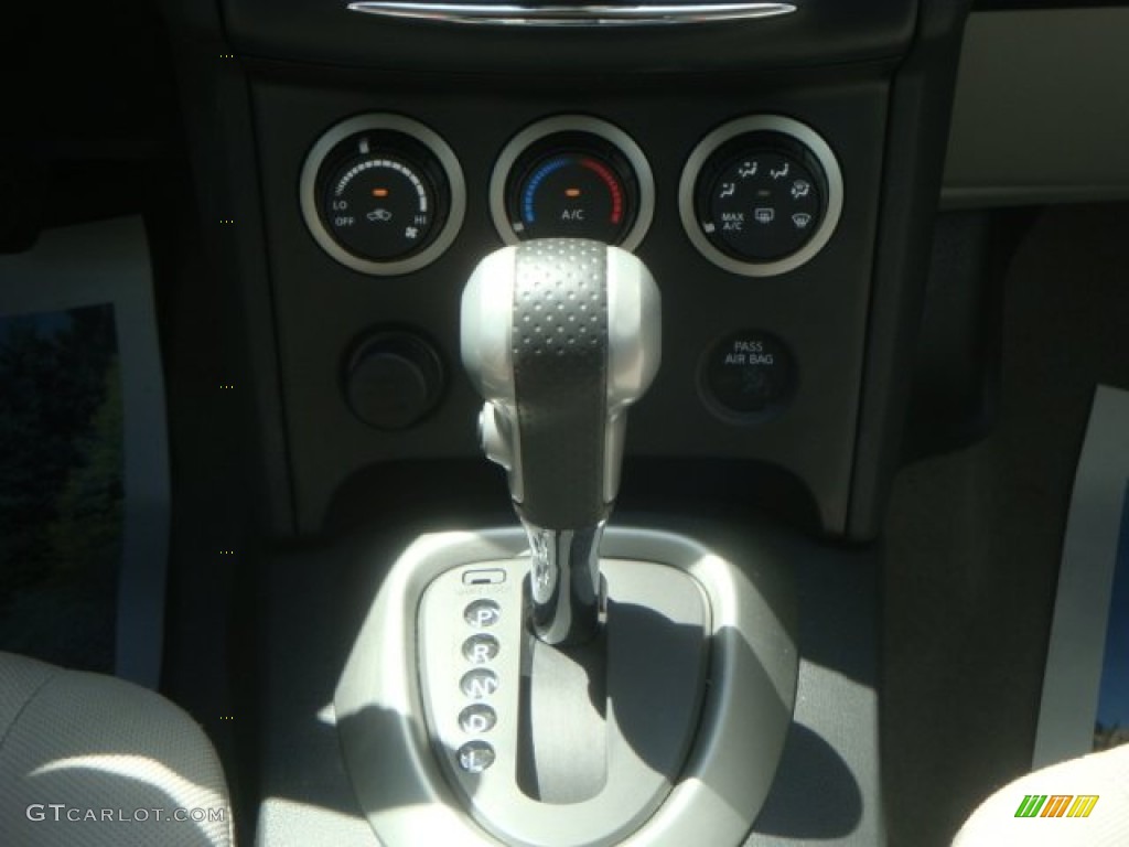 2011 Rogue S AWD - Platinum Graphite / Gray photo #21