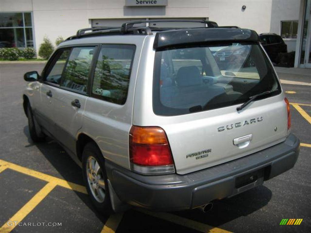 2000 Forester 2.5 L - Silverthorn Metallic / Gray photo #3