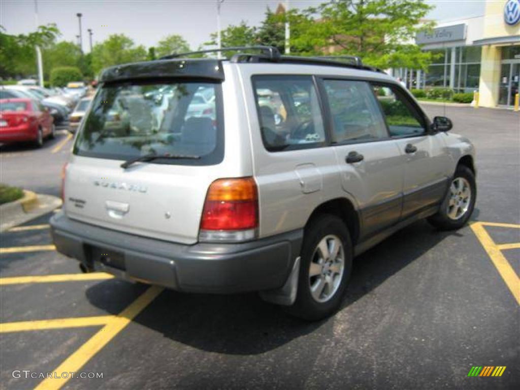 2000 Forester 2.5 L - Silverthorn Metallic / Gray photo #5