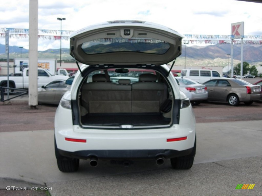 2005 FX 35 AWD - Ivory Pearl White / Willow photo #15