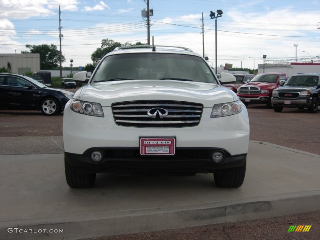 2005 FX 35 AWD - Ivory Pearl White / Willow photo #19