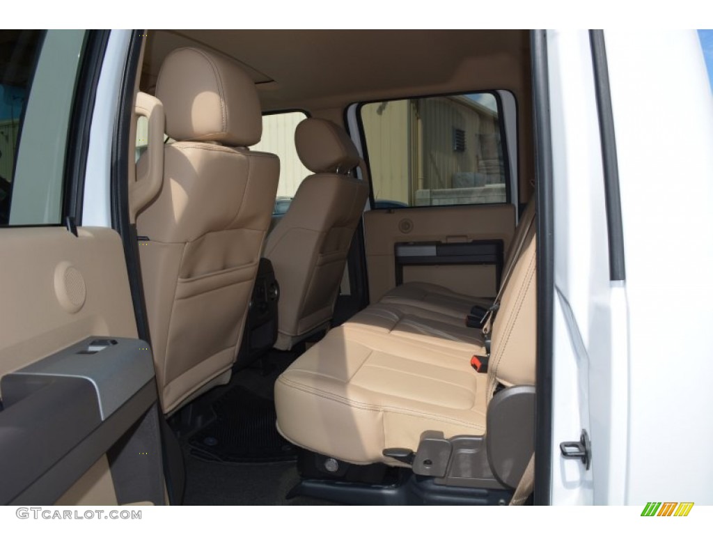 2014 F350 Super Duty Lariat Crew Cab 4x4 Dually - Oxford White / Adobe photo #11