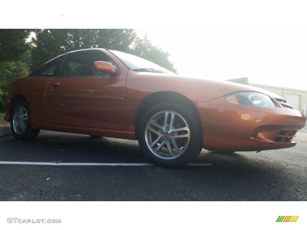 2005 Cavalier LS Sport Coupe - Sunburst Orange Metallic / Graphite Gray photo #2