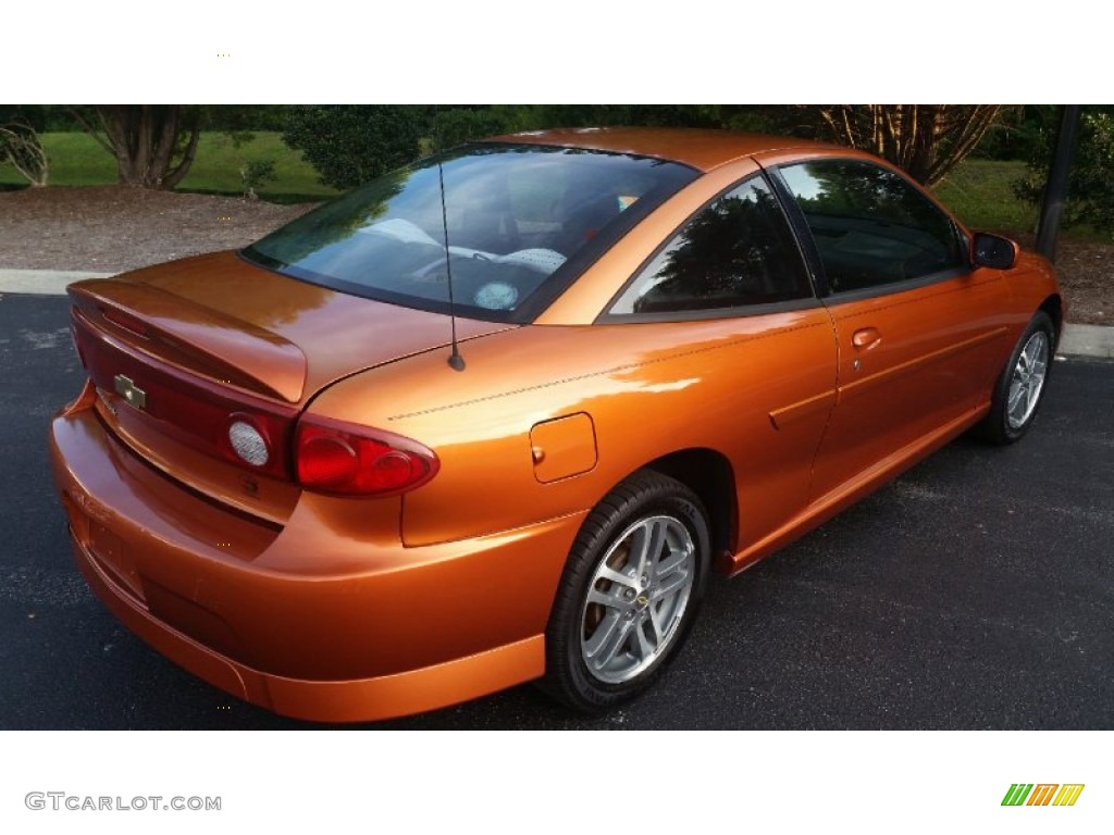 2005 Cavalier LS Sport Coupe - Sunburst Orange Metallic / Graphite Gray photo #4