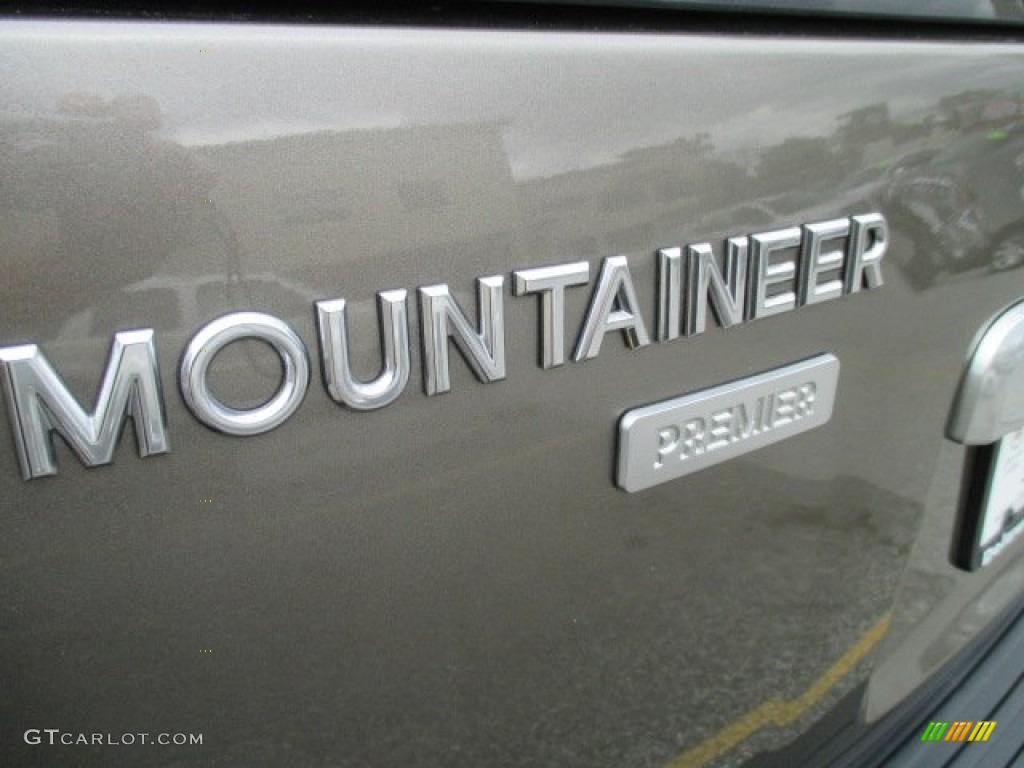 2006 Mountaineer Premier AWD - Cashmere Tri-Coat / Camel photo #44