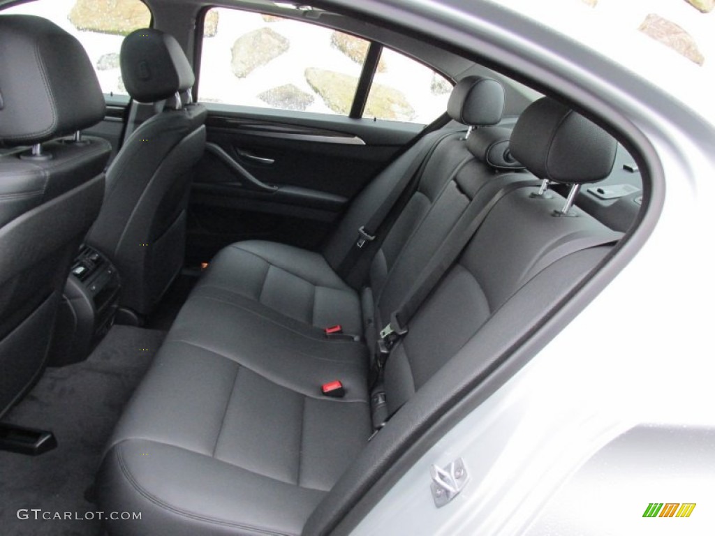 2015 BMW 5 Series 535i xDrive Sedan Rear Seat Photo #97195861