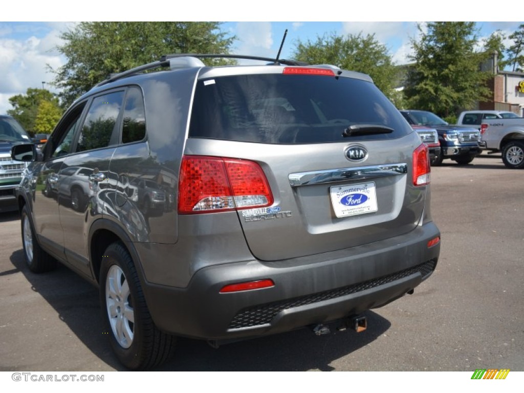 2011 Sorento LX V6 - Titanium Silver / Gray photo #6