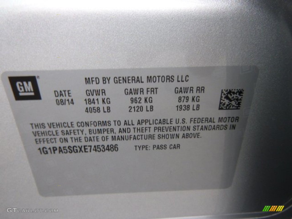 2014 Cruze LS - Silver Ice Metallic / Jet Black/Medium Titanium photo #20