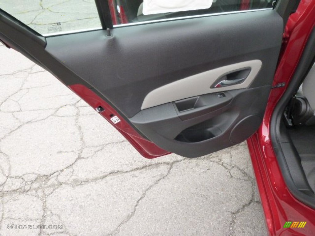 2014 Cruze Eco - Crystal Red Tintcoat / Medium Titanium photo #13