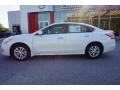 Pearl White - Altima 2.5 S Photo No. 2