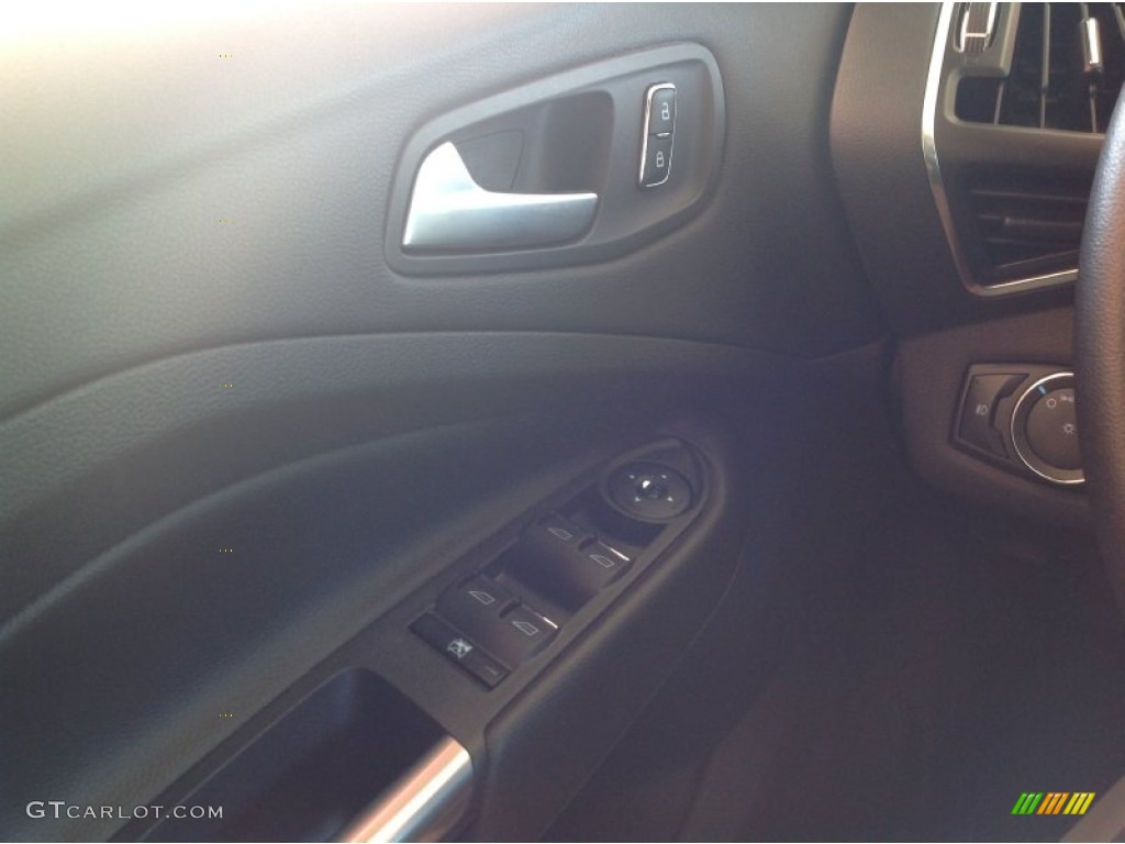 2013 C-Max Hybrid SEL - Ice Storm / Charcoal Black photo #13