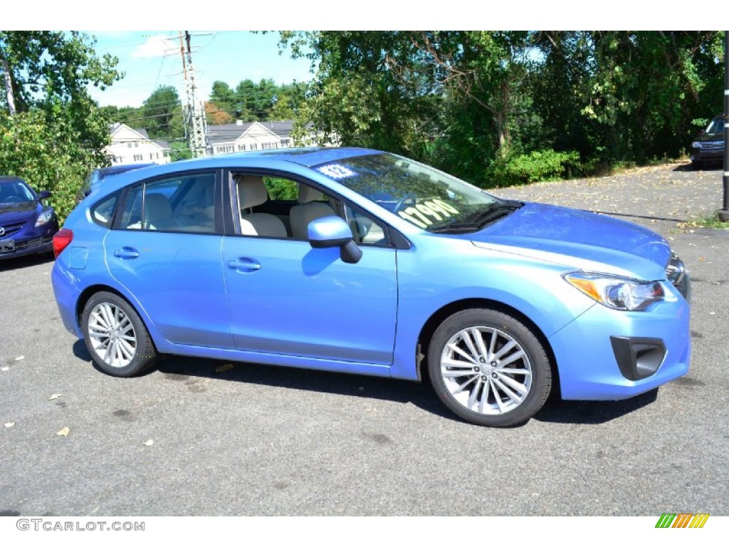 2012 Impreza 2.0i Premium 5 Door - Sky Blue Metallic / Ivory photo #4