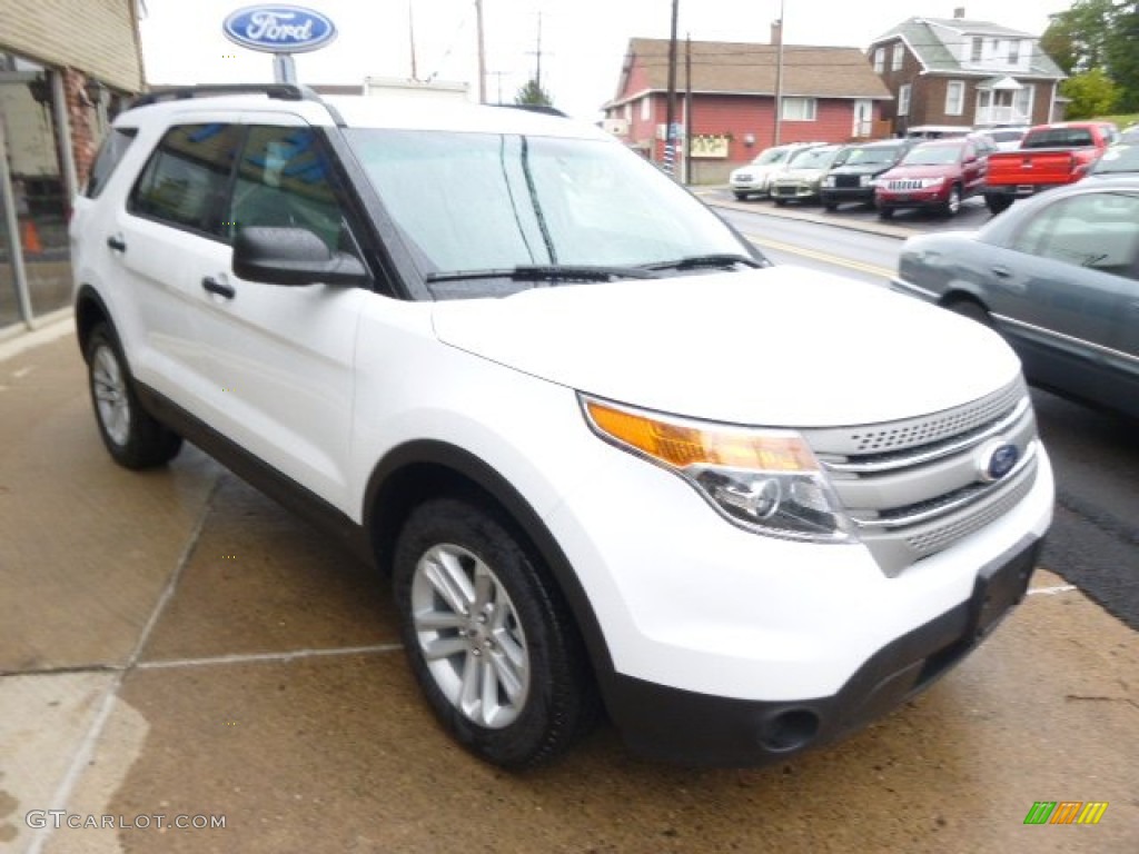 2015 Explorer 4WD - Oxford White / Medium Light Stone photo #3