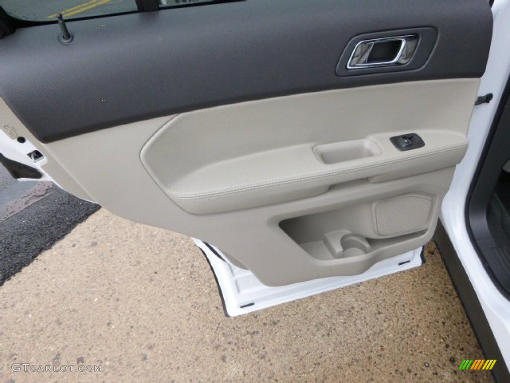 2015 Explorer 4WD - Oxford White / Medium Light Stone photo #13