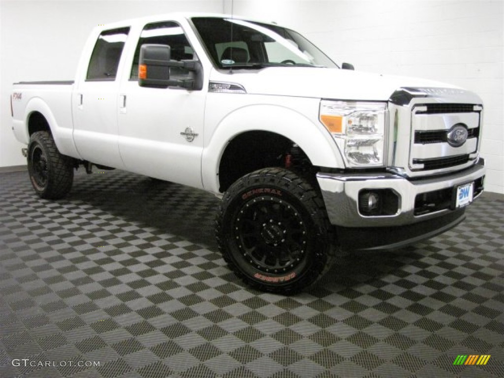 2014 F350 Super Duty Lariat Crew Cab 4x4 - Oxford White / Black photo #1