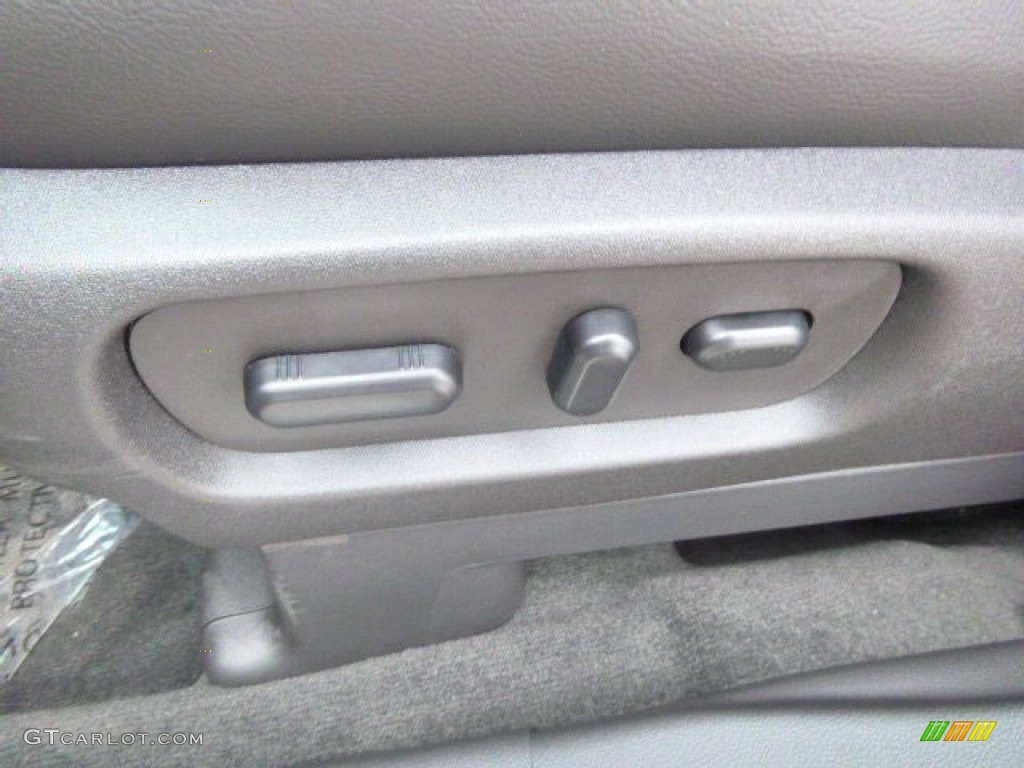 2015 Explorer Sport 4WD - Ingot Silver / Sport Charcoal Black photo #13