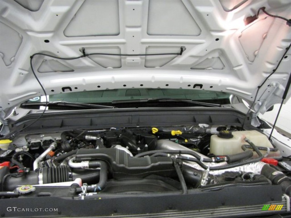 2014 F350 Super Duty Lariat Crew Cab 4x4 - Oxford White / Black photo #4