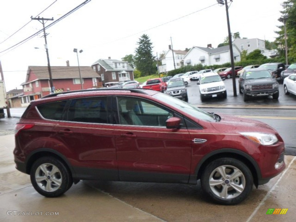 2014 Escape SE 2.0L EcoBoost 4WD - Sunset / Charcoal Black photo #4