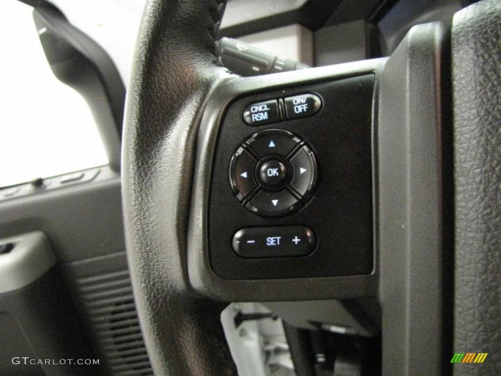 2014 F350 Super Duty Lariat Crew Cab 4x4 - Oxford White / Black photo #16
