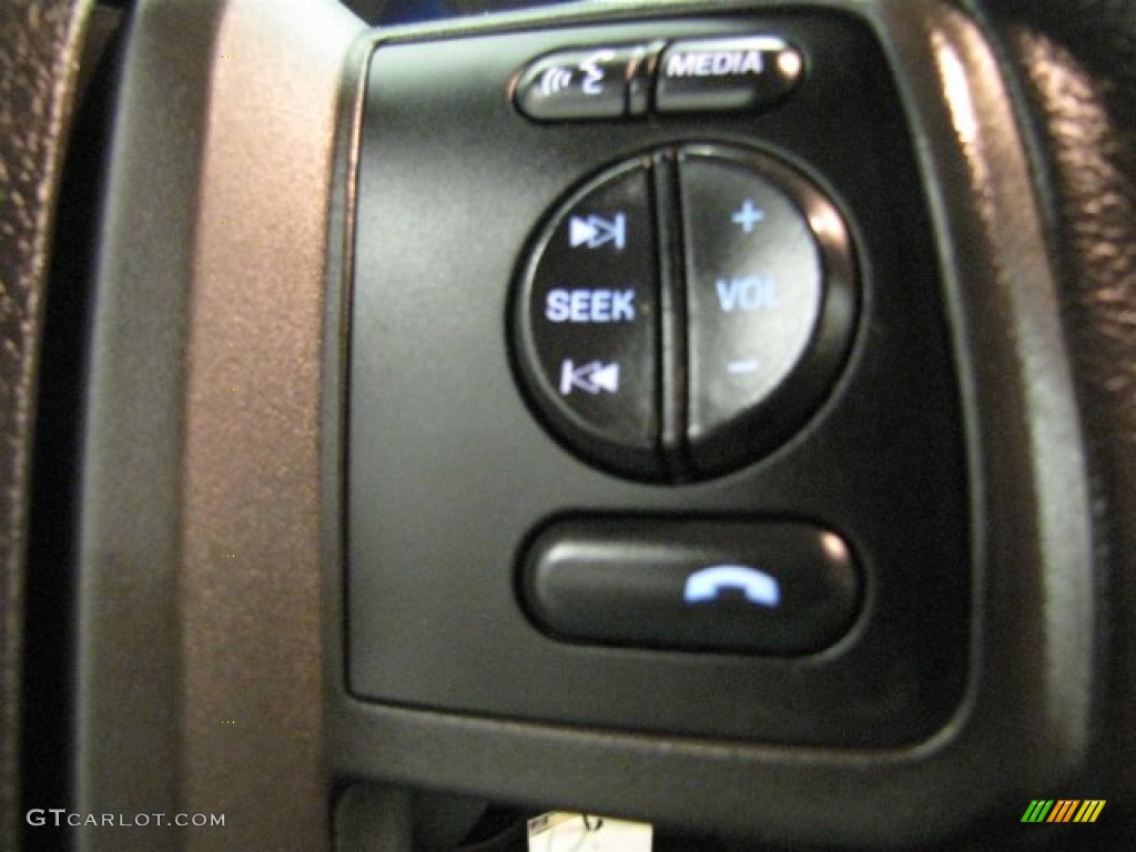 2014 F350 Super Duty Lariat Crew Cab 4x4 - Oxford White / Black photo #17