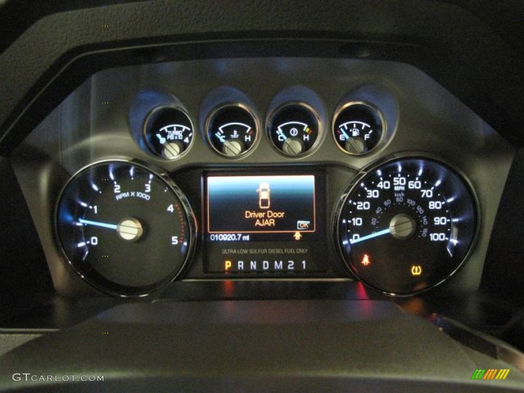 2014 F350 Super Duty Lariat Crew Cab 4x4 - Oxford White / Black photo #20