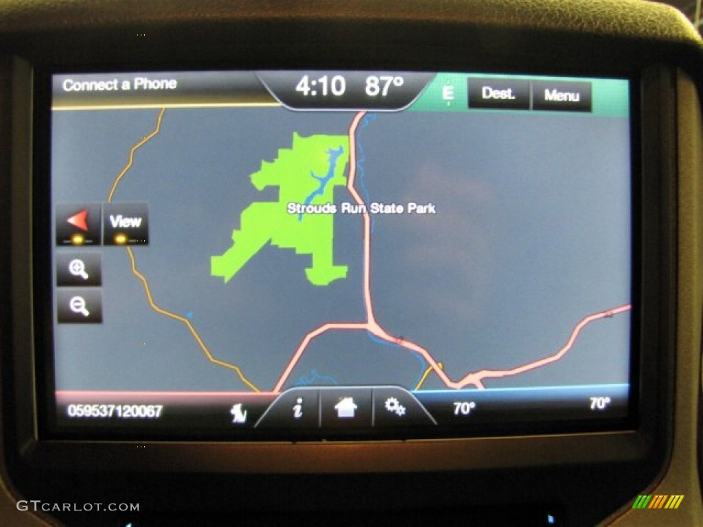 2014 F350 Super Duty Lariat Crew Cab 4x4 - Oxford White / Black photo #25