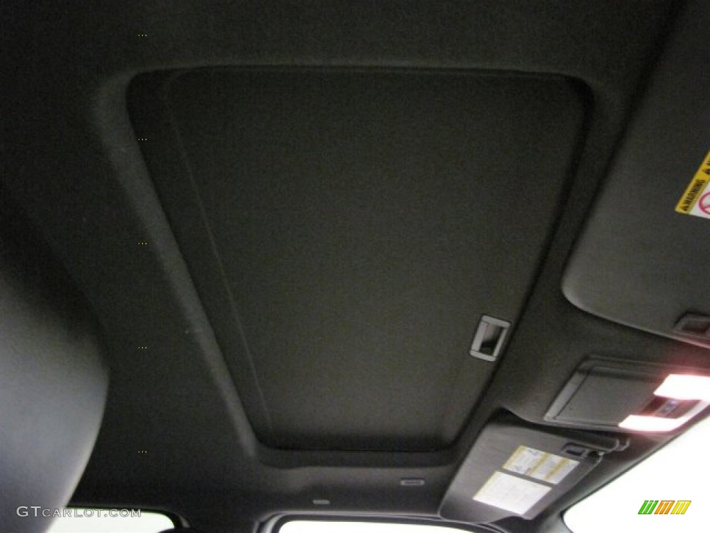 2014 F350 Super Duty Lariat Crew Cab 4x4 - Oxford White / Black photo #26