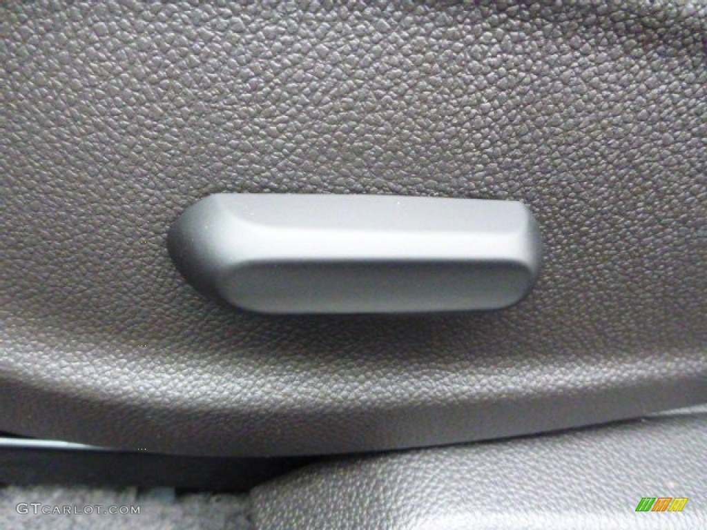 2014 Cruze LT - Tungsten Metallic / Medium Titanium photo #15