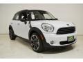 Light White - Cooper Countryman Photo No. 2