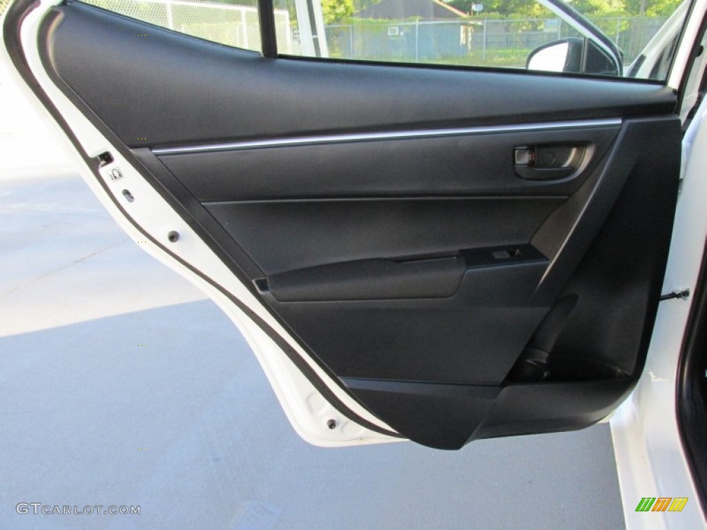 2015 Toyota Corolla L Steel Gray Door Panel Photo #97227379