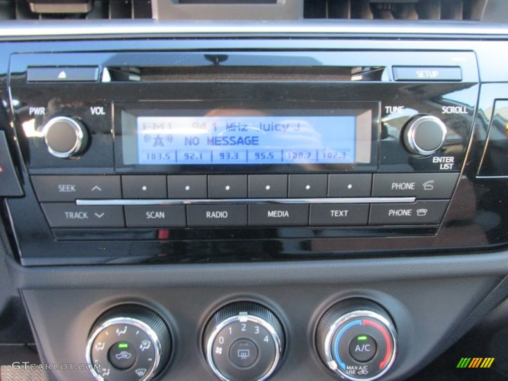 2015 Toyota Corolla L Audio System Photos