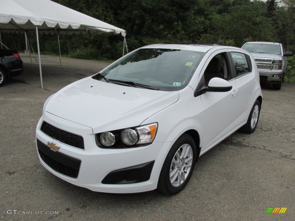 Summit White 2015 Chevrolet Sonic LT Hatchback Exterior Photo #97235023