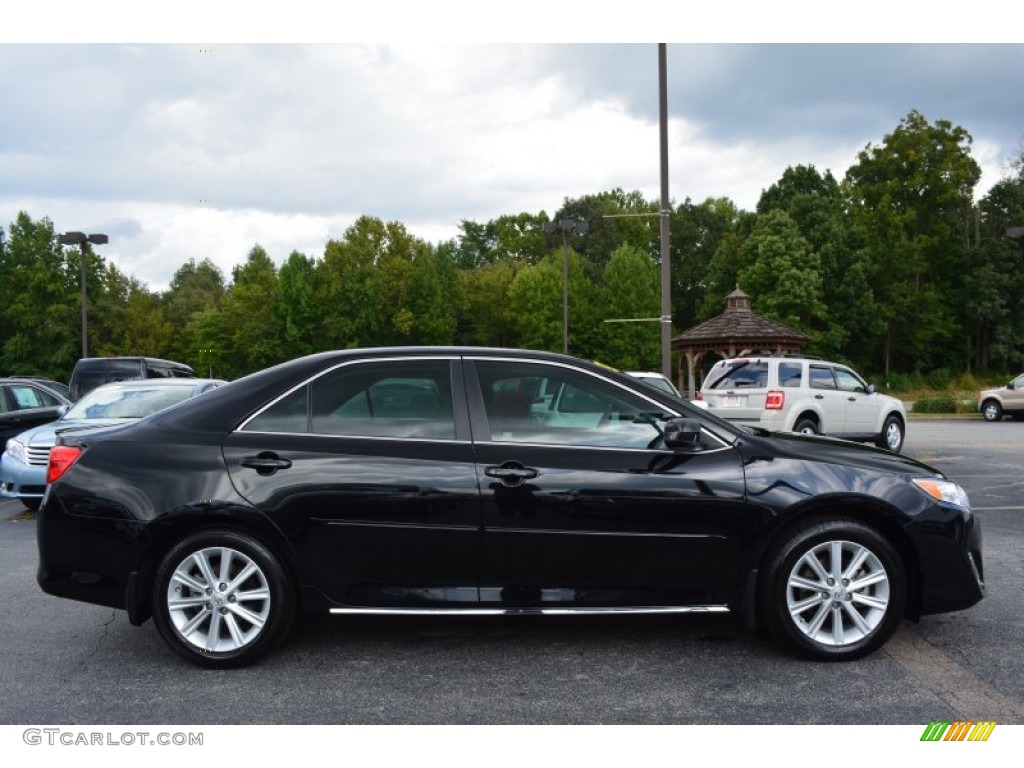 2012 Camry XLE - Attitude Black Metallic / Ivory photo #2