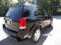 Black Onyx - VUE V6 AWD Photo No. 5