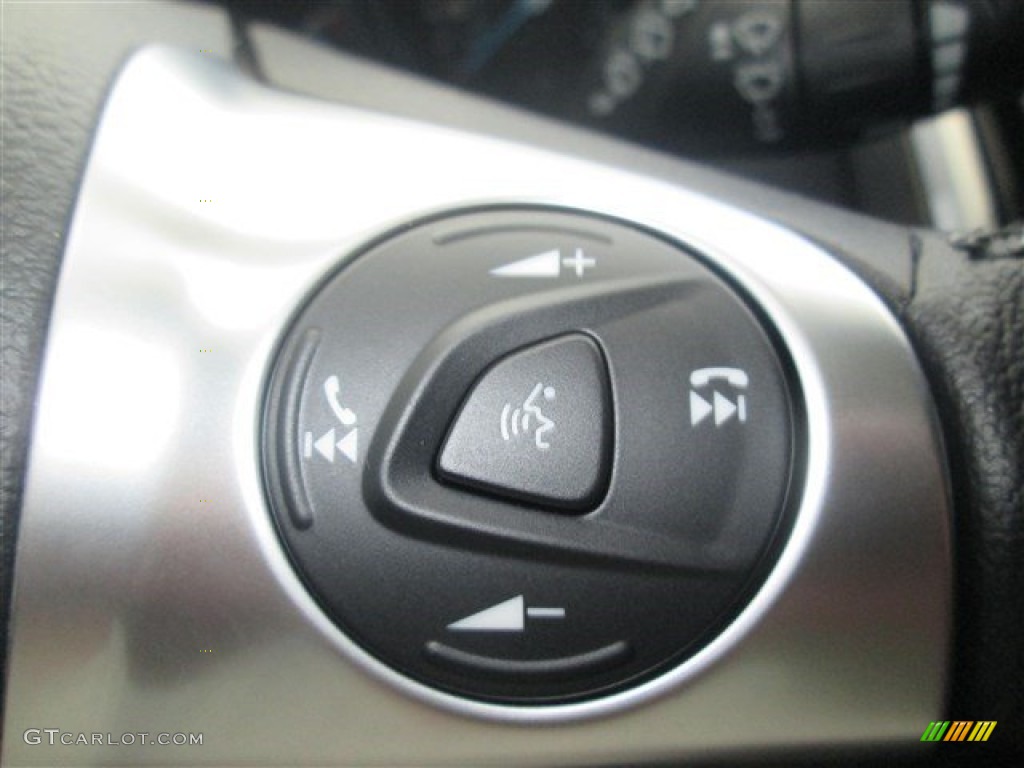2014 Focus SE Hatchback - Sterling Gray / Charcoal Black photo #17