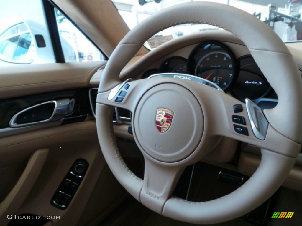 2015 Porsche Panamera Turbo S Executive Luxor Beige Steering Wheel Photo #97260916